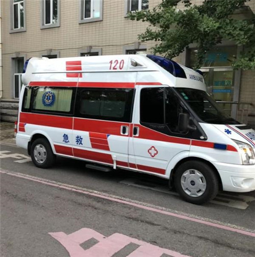 康乐选择我们的救护车出租,开启安心转院之旅
